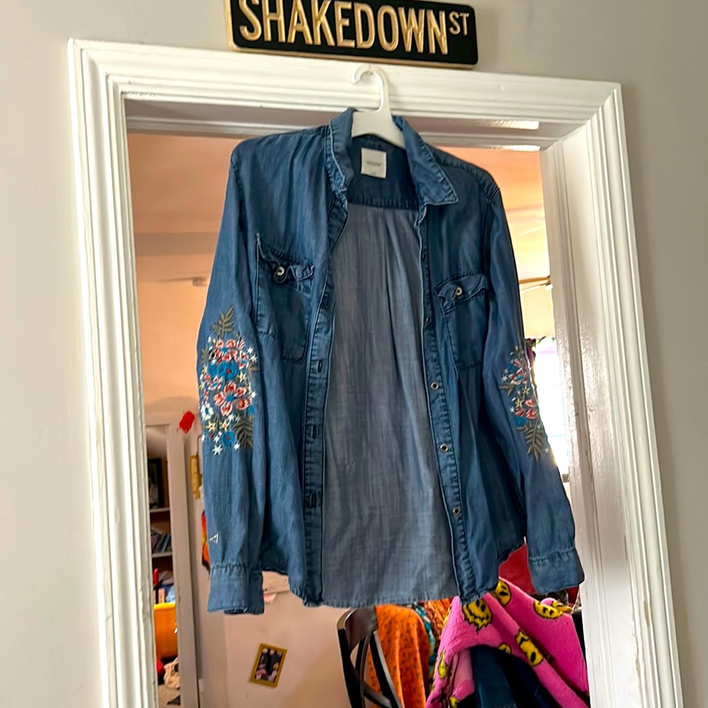 Embroidery Denim Blouse